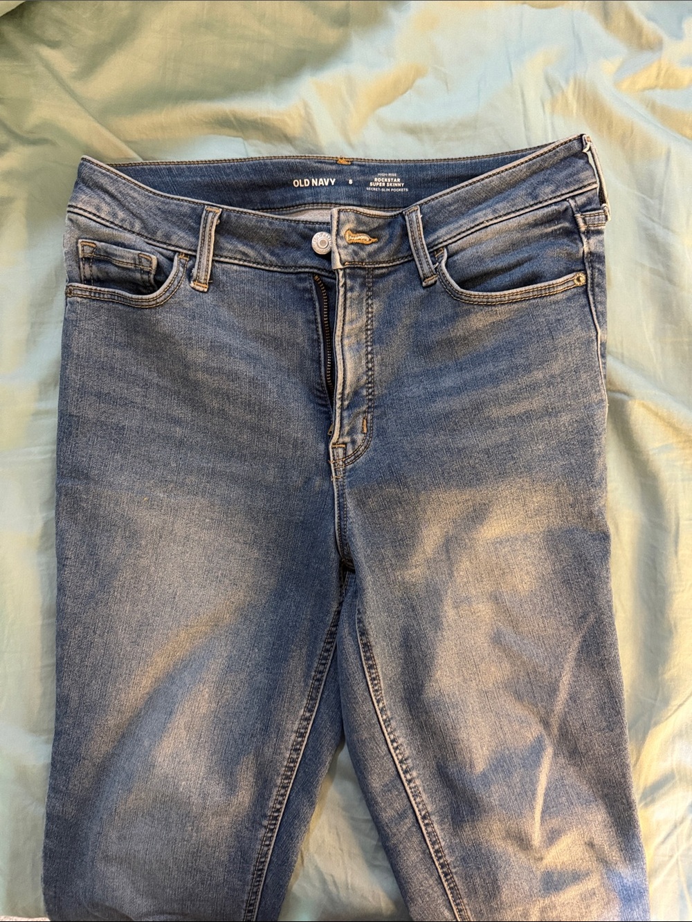 Old Navy Women’s Light-Mid Blue Skinny Jeans